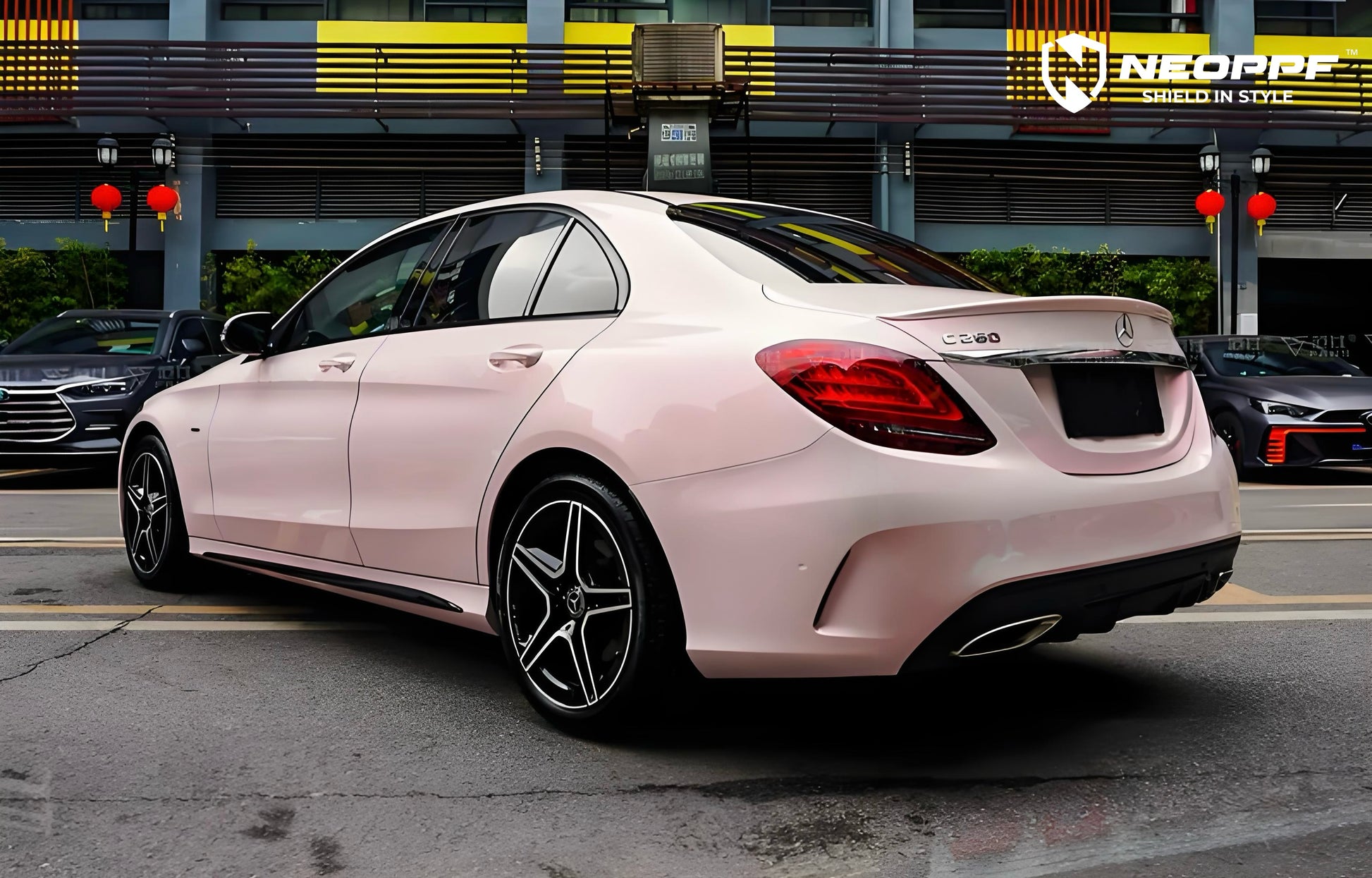 2017 - Soft Light Dynamic Pink