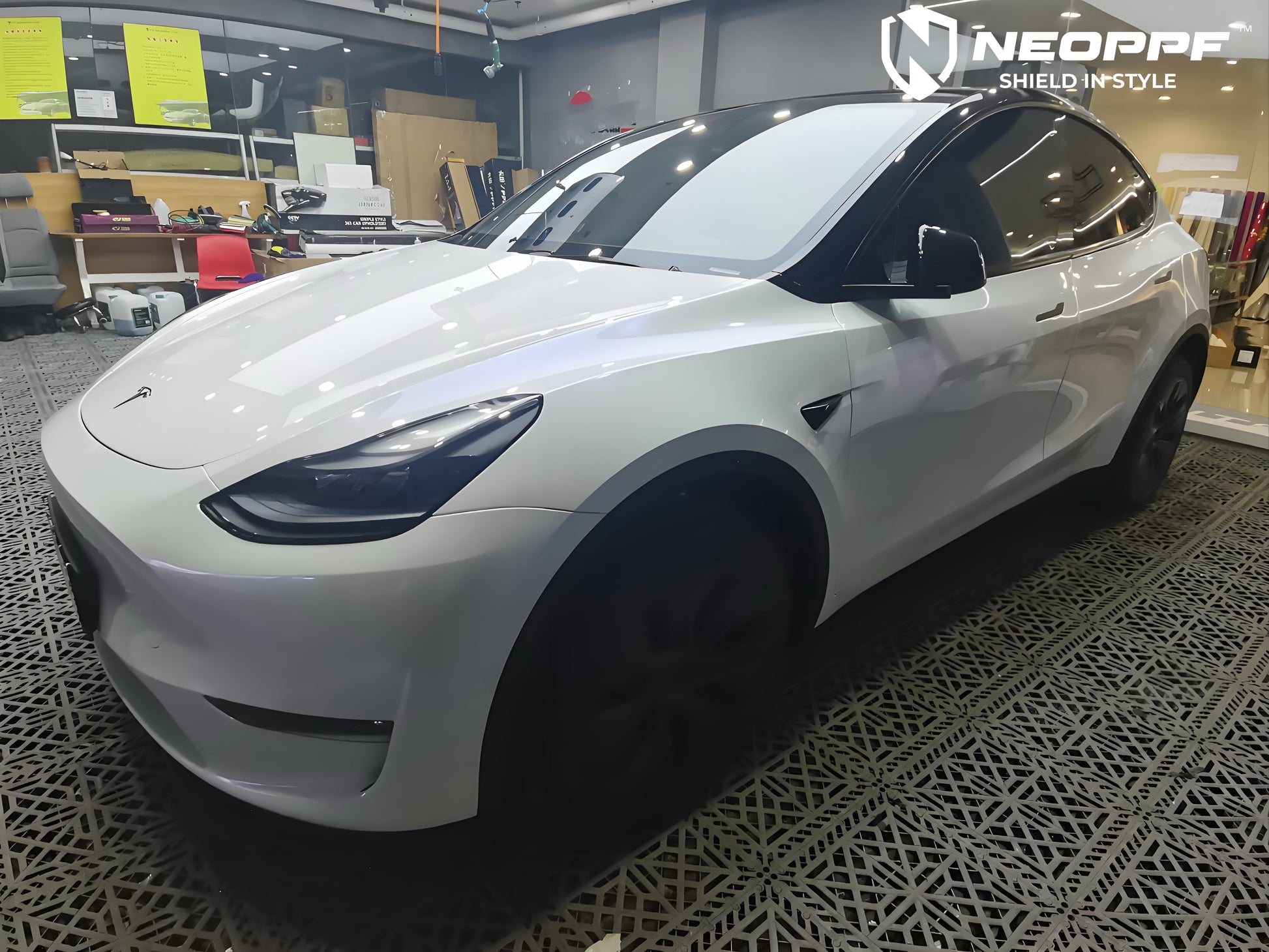 2050 - Super Matte White