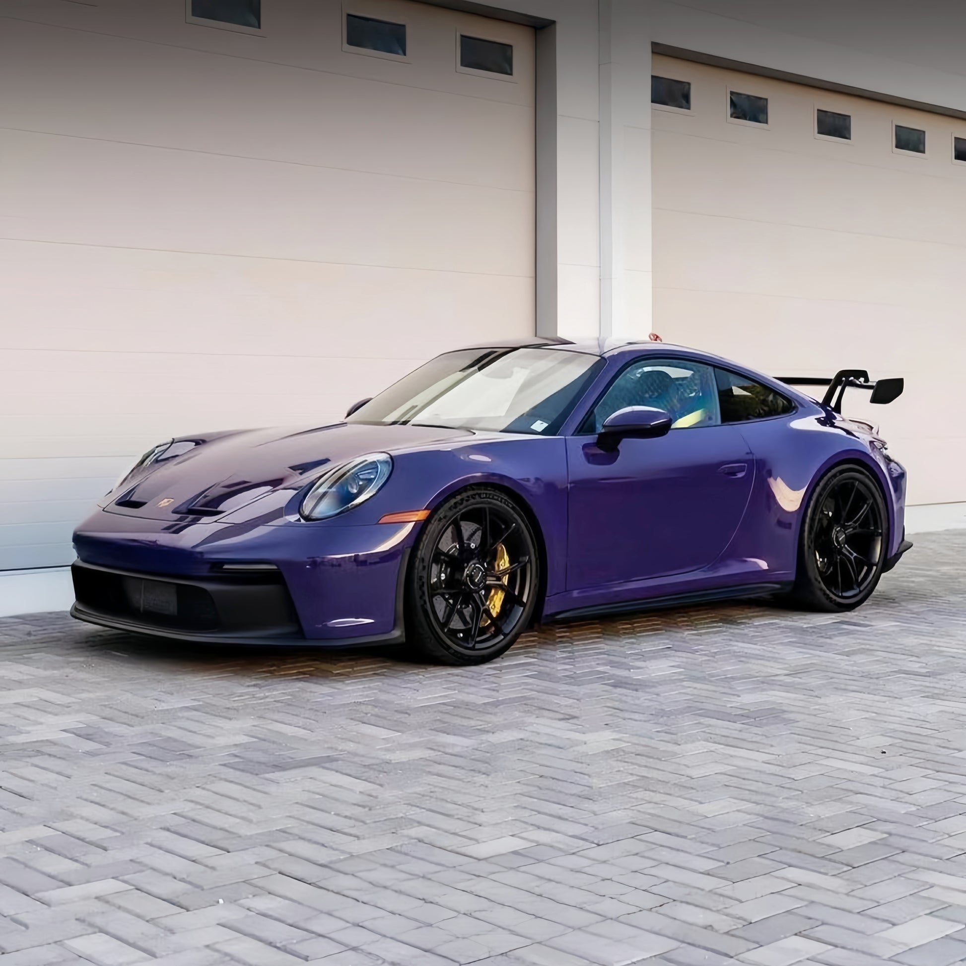 3056 - GT Violet (M)