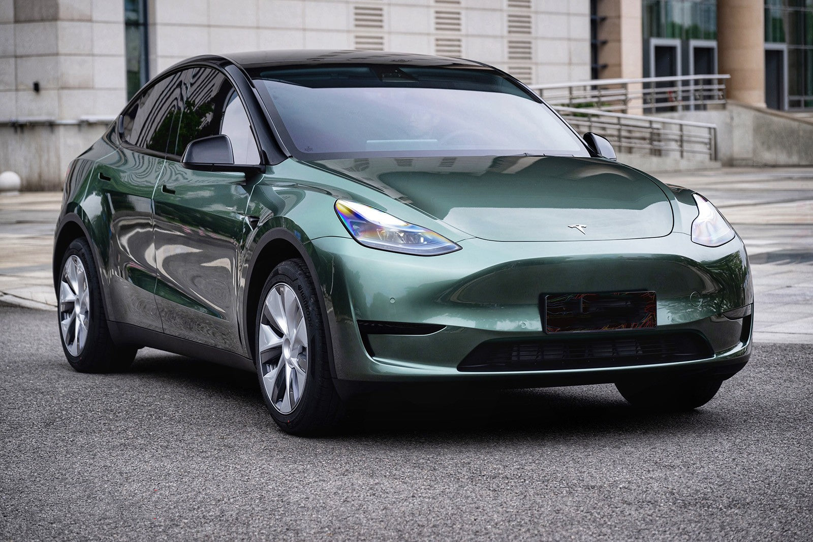 4008 - Liquid Metallic Alpine Green
