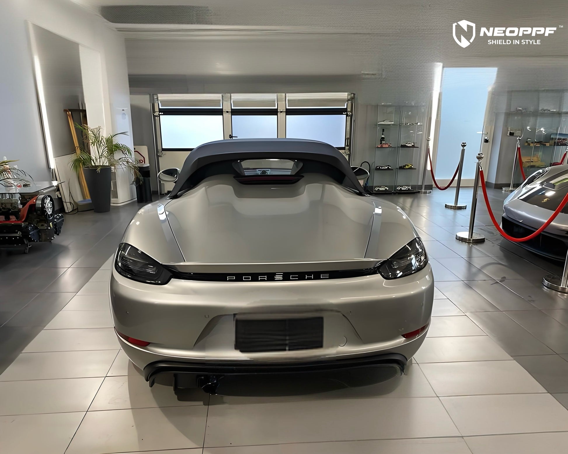 7001 - Premium Silver Carbon Fiber