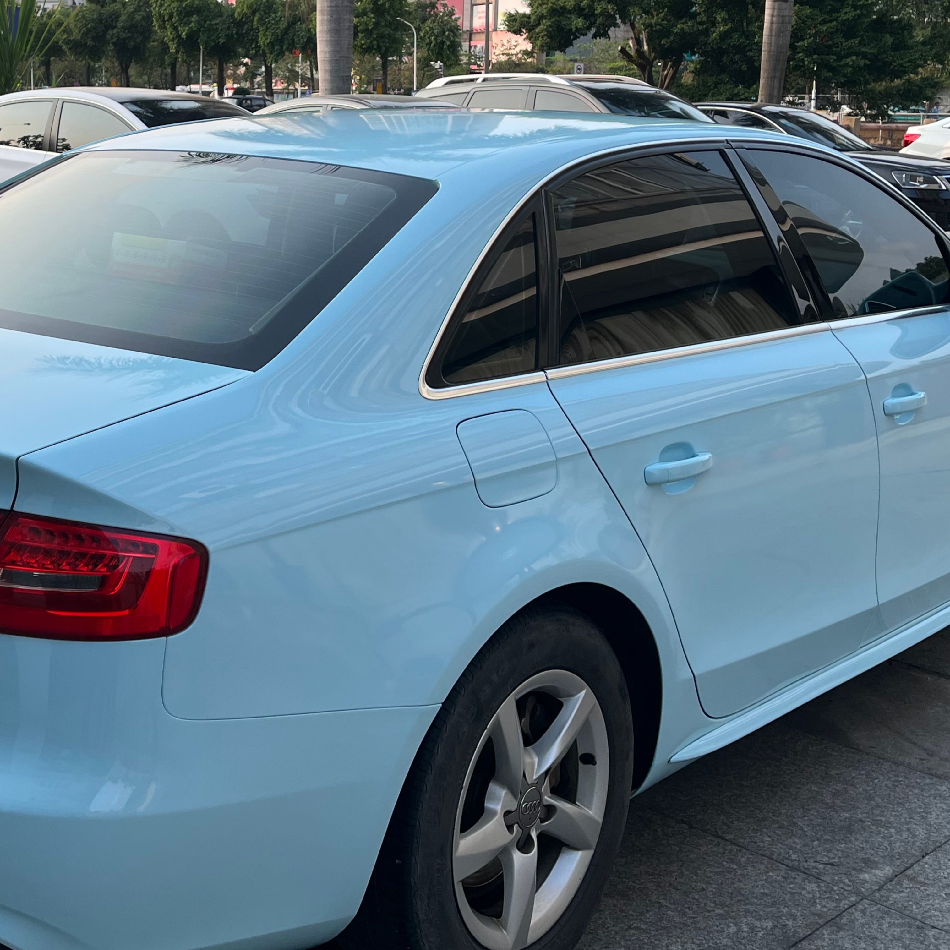 3052 - Deep Glacier Blue (BL)