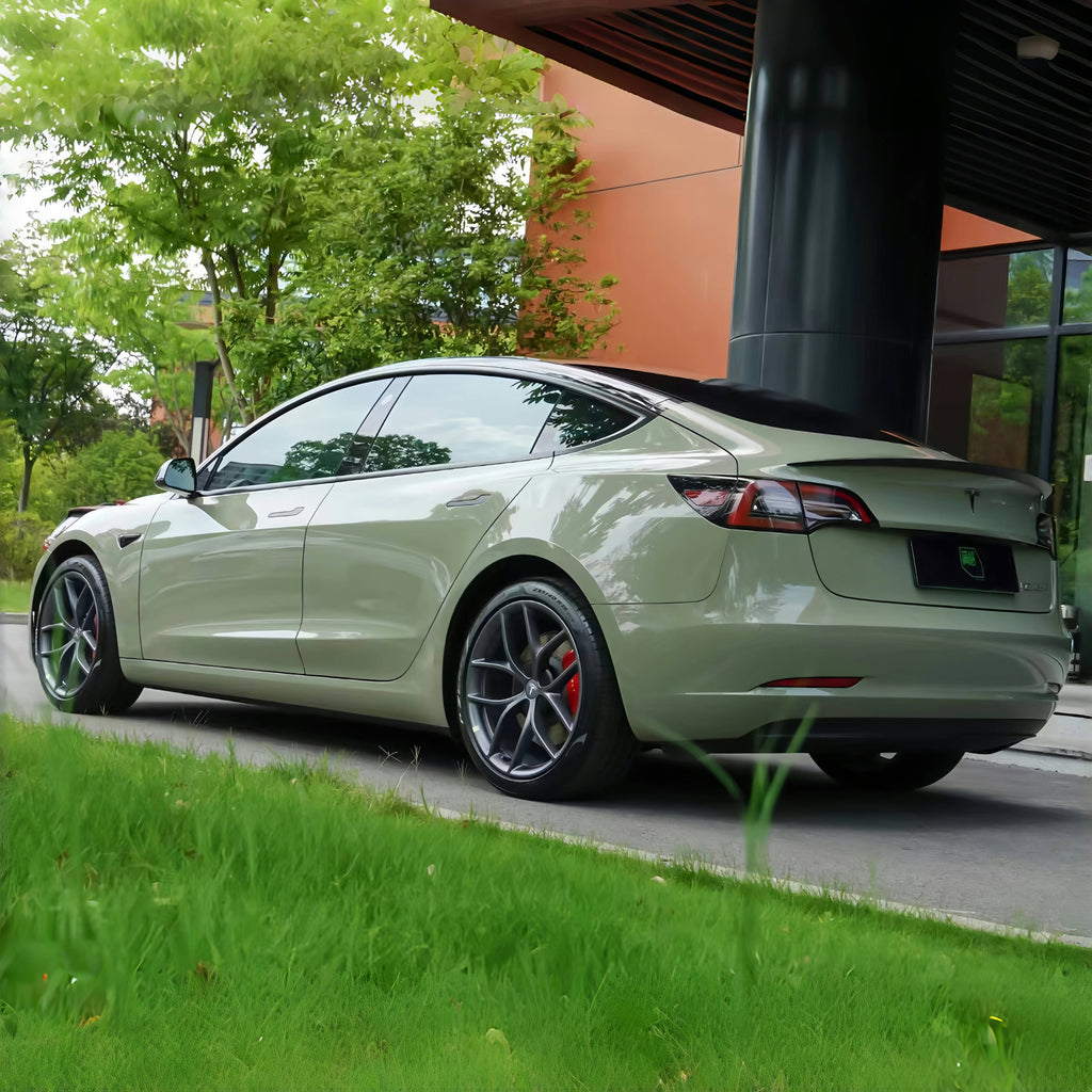 2008 - Khaki Green