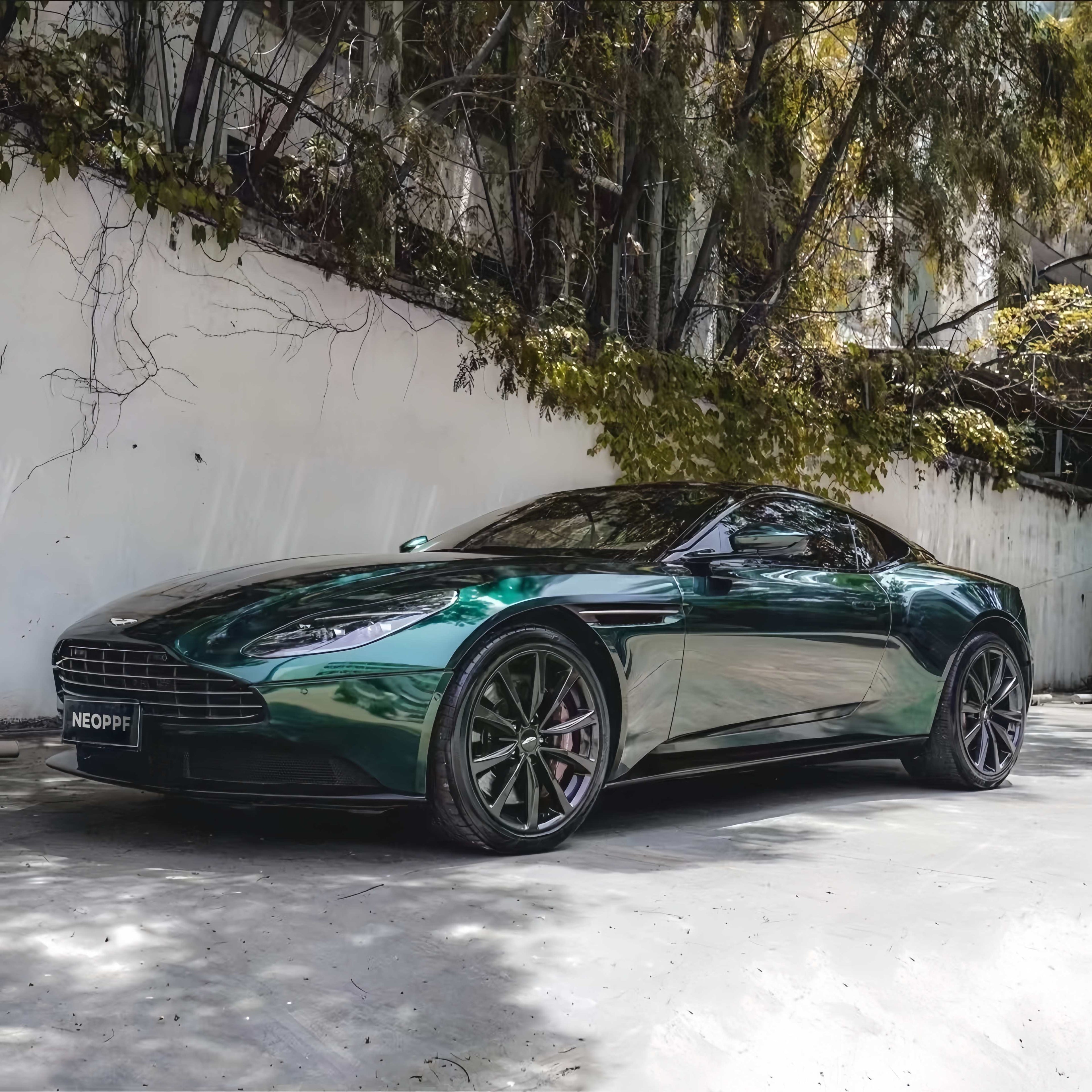 3122 - British Green Metallic (B)